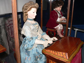 Illustration for article titled The Mechanical Beauty of Early Automatons